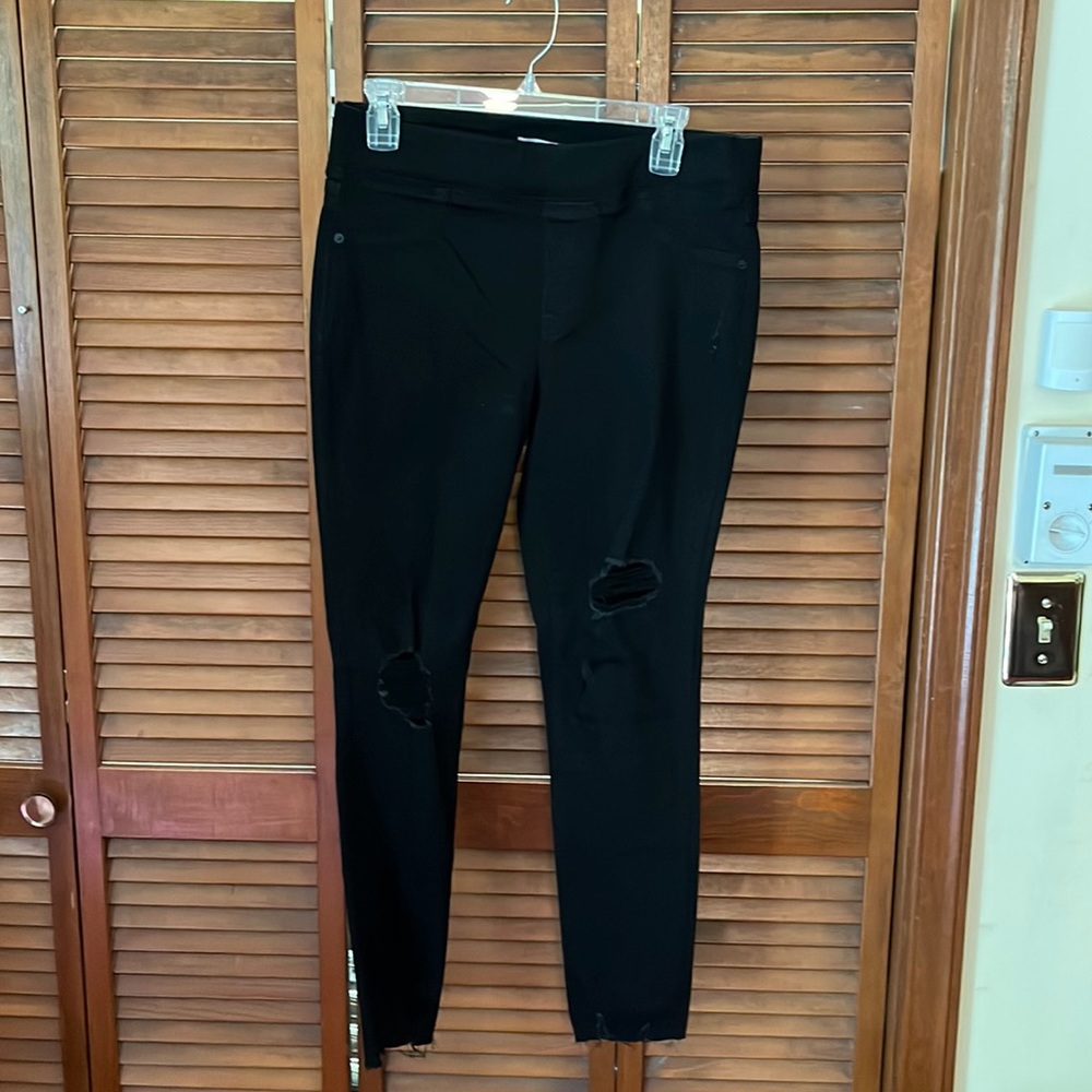 Distressed Old Navy Black Rockstar Jeggings